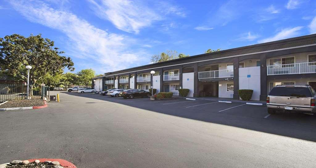 Surestay Plus Hotel By Best Western Sacramento North Εξωτερικό φωτογραφία