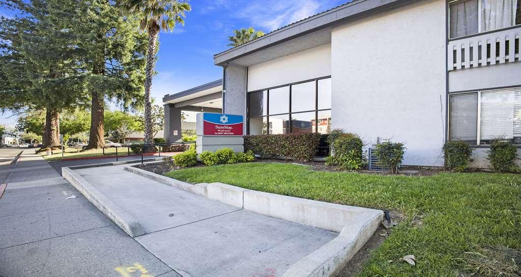 Surestay Plus Hotel By Best Western Sacramento North Εξωτερικό φωτογραφία