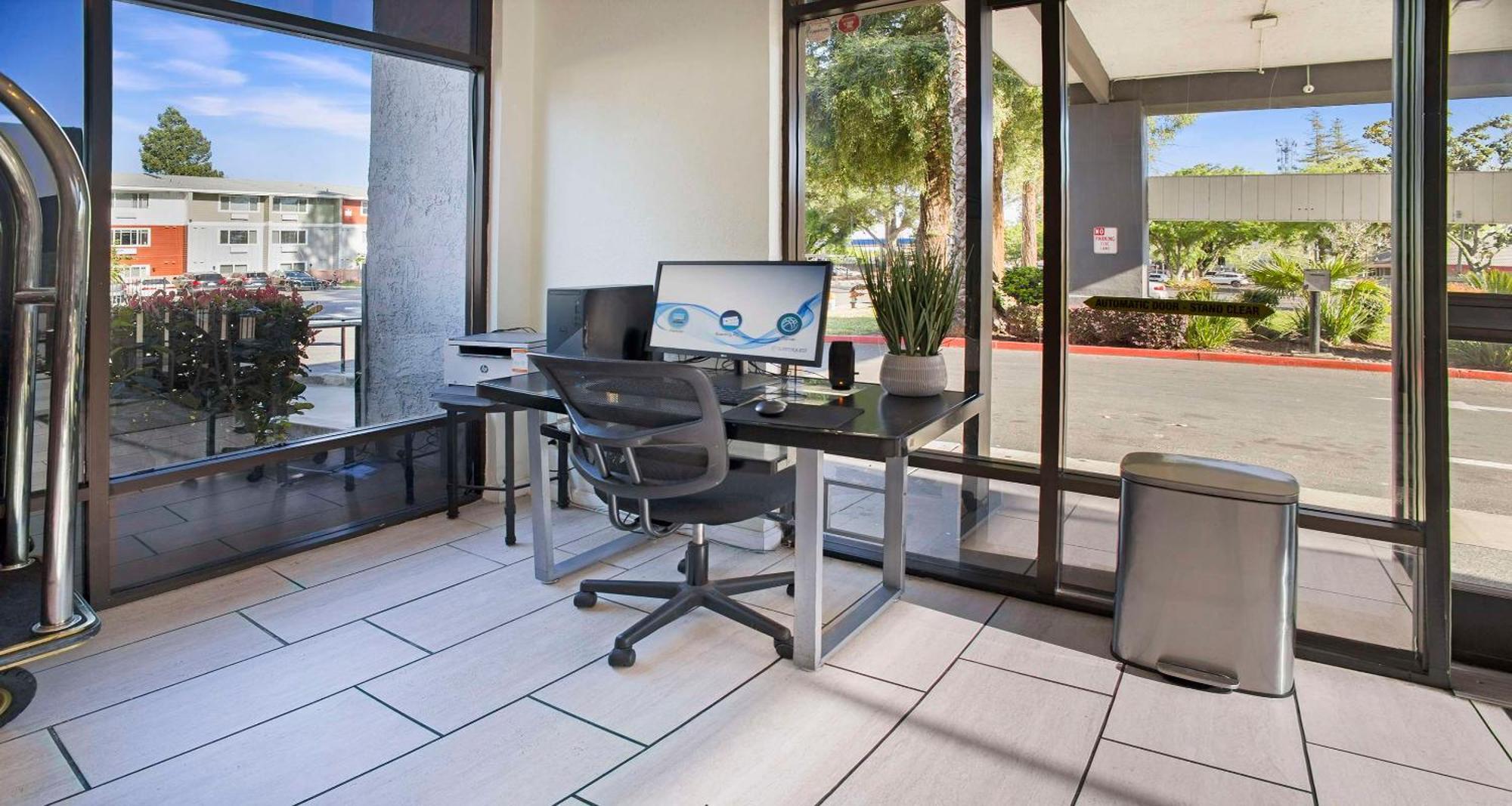 Surestay Plus Hotel By Best Western Sacramento North Εξωτερικό φωτογραφία