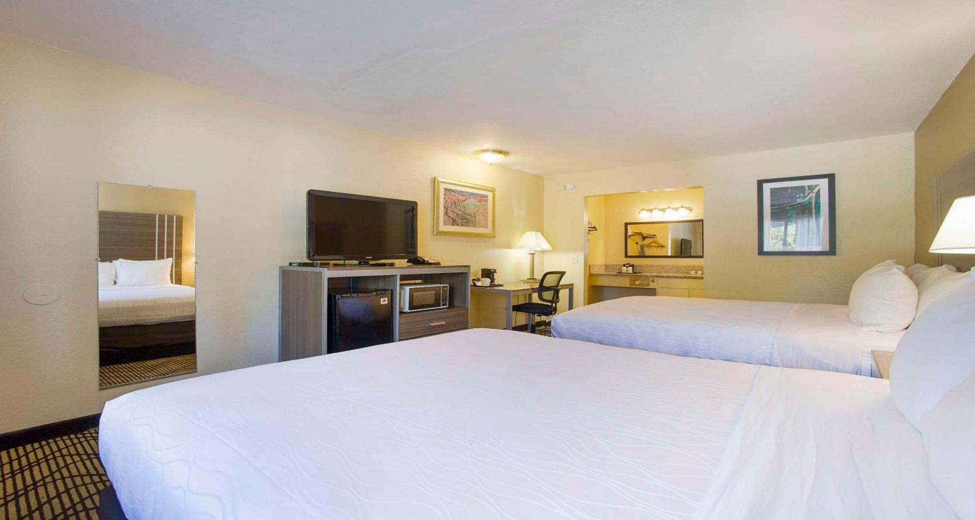 Surestay Plus Hotel By Best Western Sacramento North Εξωτερικό φωτογραφία
