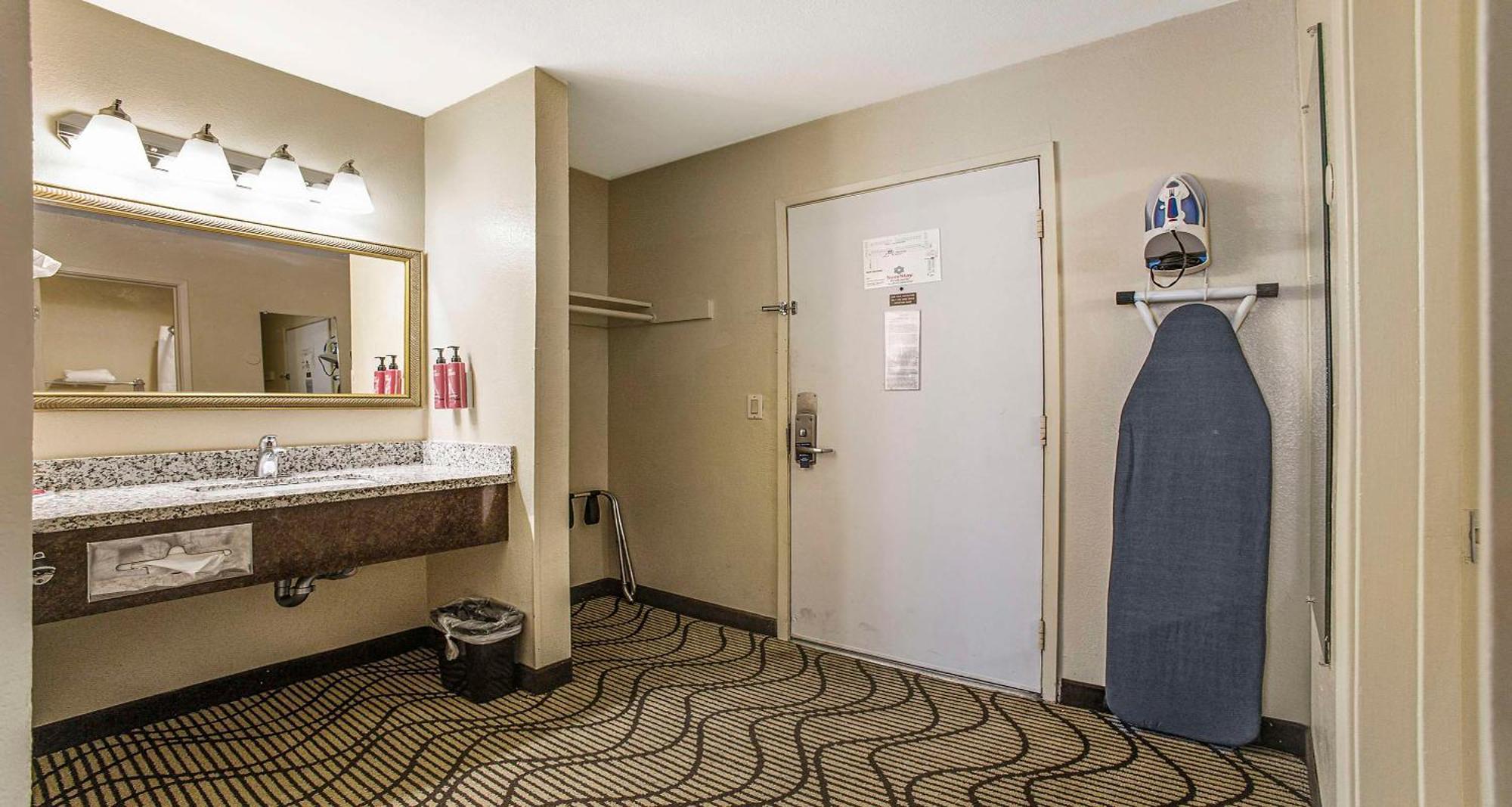 Surestay Plus Hotel By Best Western Sacramento North Εξωτερικό φωτογραφία