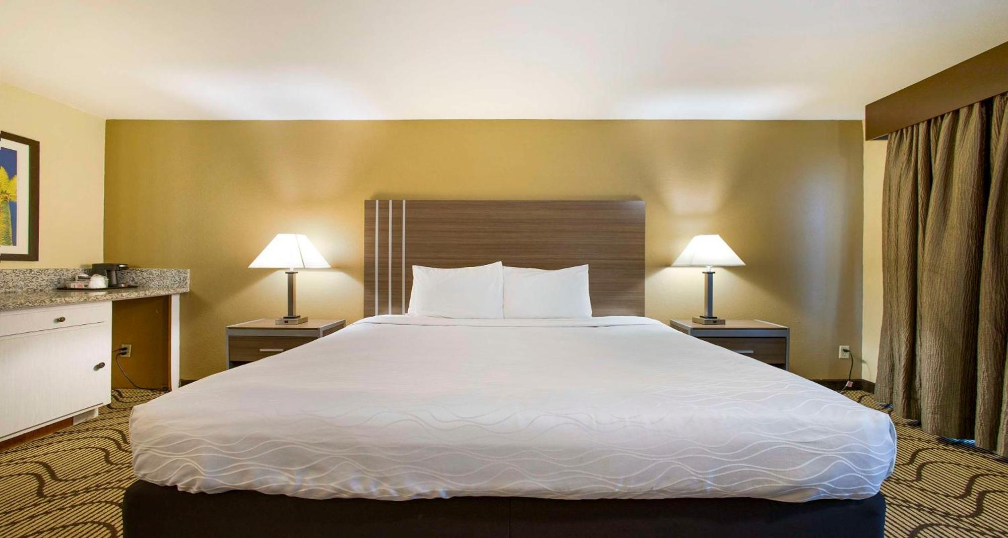 Surestay Plus Hotel By Best Western Sacramento North Εξωτερικό φωτογραφία